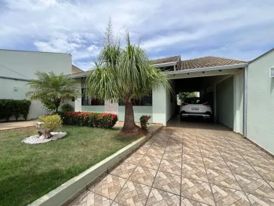 Casa com 3 Quartos à venda, 157m² no Conjunto Habitacional Inocente Vila Nova Júnior, Maringá