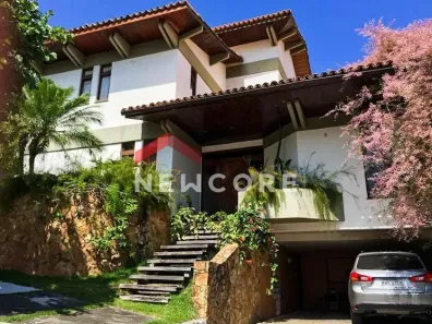 Casa de Condomínio com 5 Quartos à venda, 300m² no São Francisco, Niterói