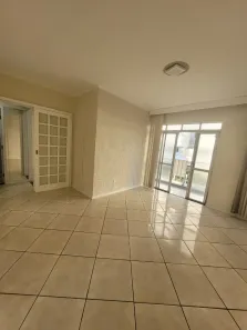 Apartamento com 3 Quartos para alugar, 80m² no Capoeiras, Florianópolis