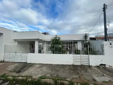 Casa com 5 Quartos para alugar, 585m² no Poço, Maceió