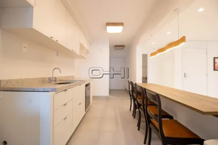 Apartamento com 3 Quartos para alugar, 157m² no Jardim das Acácias, São Paulo