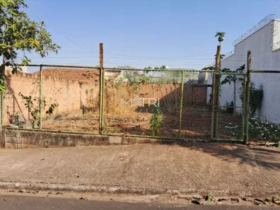 Lote/Terreno à venda, 200m² no Jardim Pinheiros (Vila Xavier), Araraquara