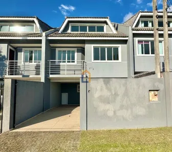 Sobrado com 3 Quartos à venda, 160m² no Bairro Alto, Curitiba
