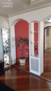 Sobrado com 3 Quartos à venda, 300m² no Jardim Vila Galvão, Guarulhos