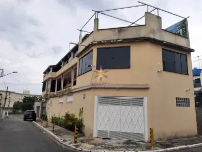 Casa com 3 Quartos à venda, 525m² no Jardim Laone, São Paulo