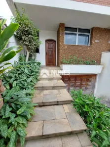 Sobrado com 3 Quartos à venda, 194m² no Vila Campesina, Osasco