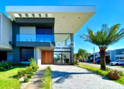 Sobrado com 4 Quartos à venda, 250m² no XANGRI-LÁ, Xangri-lá