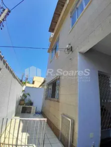 Casa de Condomínio com 3 Quartos à venda, 130m² no Vila Valqueire, Rio de Janeiro