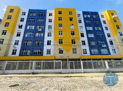 Apartamento com 3 Quartos para alugar, 107m² no Lagoa Nova, Natal