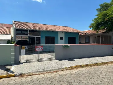 Casa com 2 Quartos à venda, 92m² no Centro, Penha