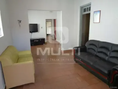 Casa com 3 Quartos à venda, 137m² no Centro, Uberlândia