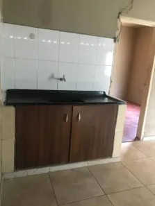 Casa com 2 Quartos para alugar, 10m² no Cariobinha, Americana