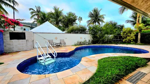 Casa com 4 Quartos à venda, 310m² no Enseada, Guarujá