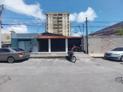 Ponto Comercial com 3 Quartos para alugar, 200m² no Carlito Pamplona, Fortaleza