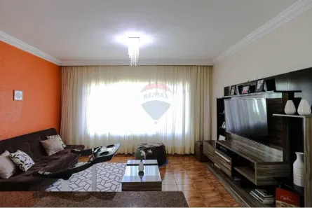 Casa com 3 Quartos à venda, 252m² no Vila Lavínia, Mogi das Cruzes