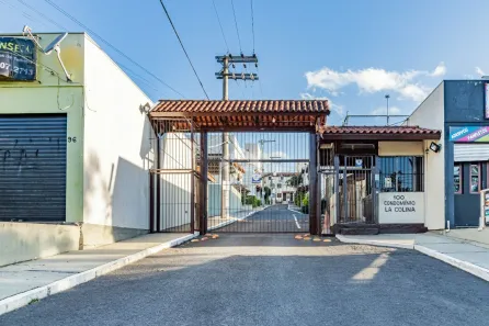 Casa de Condomínio com 2 Quartos à venda, 56m² no Vila Nova, Porto Alegre