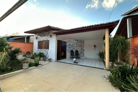 Casa de Condomínio com 3 Quartos à venda, 230m² no Emaús, Parnamirim
