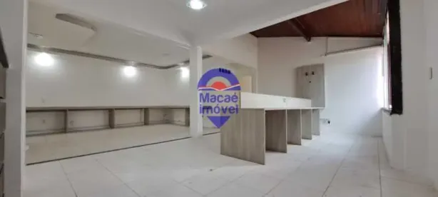 Imóvel Comercial com 6 Quartos para alugar, 200m² no Praia Campista, Macaé