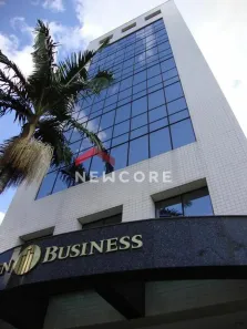 Sala Comercial à venda, 99m² no São João, Porto Alegre