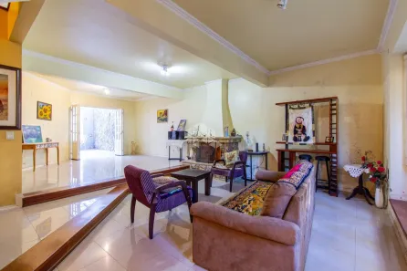 Casa com 4 Quartos à venda, 317m² no Jardim Itu, Porto Alegre