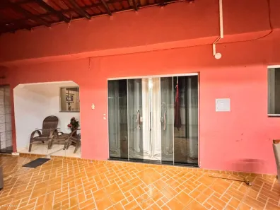 Casa com 3 Quartos à venda, 150m² no Santa Maria, Brasília