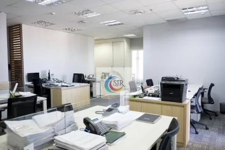 Sala Comercial para alugar, 231m² no Vila Cordeiro, São Paulo