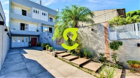 Casa com 4 Quartos para alugar, 396m² no Jardim Itu, Porto Alegre
