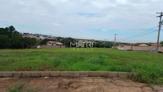 Lote/Terreno à venda, 227m² no Parque Gramado II, Araraquara
