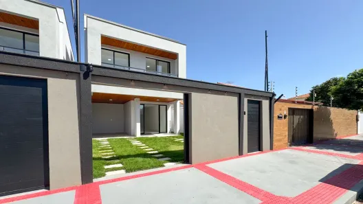 Sobrado com 3 Quartos à venda, 190m² no Morada do Sol, Vila Velha