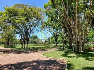 Fazenda/Sítio com 5 Quartos à venda, 10m² no Itapecerica, Salto