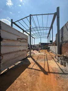 Galpão/Depósito/Armazém à venda, 250m² no São João, Anápolis