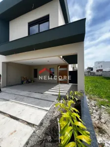 Casa de Condomínio com 4 Quartos à venda, 200m² no Jardim Jacinto, Jacareí