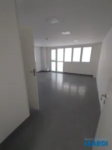 Sala Comercial à venda, 35m² no Vila Pompéia, São Paulo