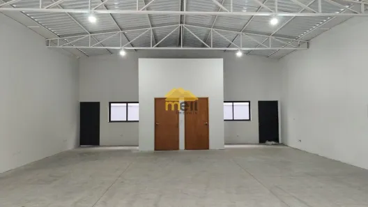 Imóvel Comercial à venda, 130m² no Conjunto Habitacional Ana Jacinta, Presidente Prudente