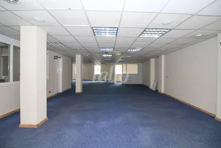 Sala Comercial para alugar, 376m² no Centro, São Paulo