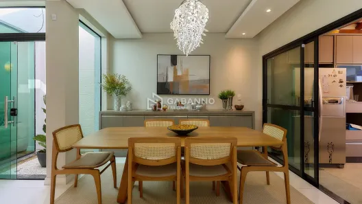 Casa de Condomínio com 4 Quartos à venda, 238m² no Uberaba, Curitiba