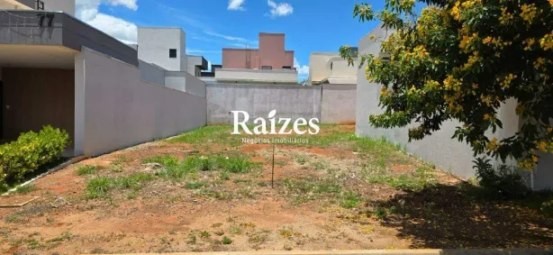 Lote/Terreno à venda, 250m² no Grand Ville, Uberlândia