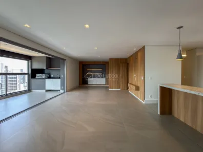 Apartamento com 3 Quartos para alugar, 167m² no Cambuí, Campinas