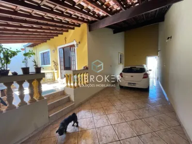 Casa com 3 Quartos à venda, 210m² no Núcleo Residencial Presidente Geisel, Bauru