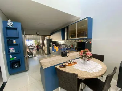 Casa com 3 Quartos à venda, 159m² no Jardim Alvorada, Maringá
