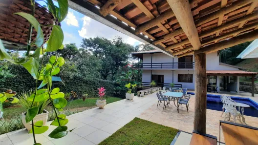 Casa com 4 Quartos à venda, 454m² no Novo Horizonte, Juiz de Fora