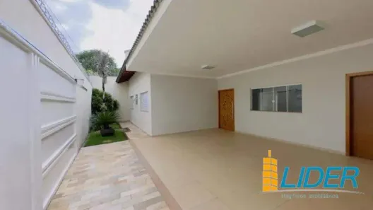 Casa com 3 Quartos à venda, 203m² no Cazeca, Uberlândia