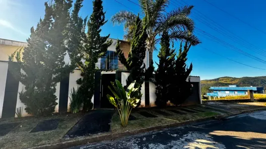 Casa com 4 Quartos à venda, 400m² no Parque Véu das Noivas, Poços de Caldas