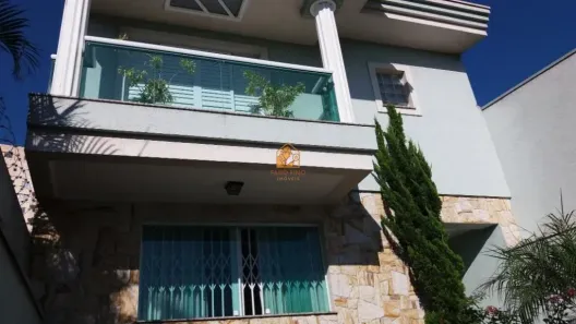 Casa com 3 Quartos à venda, 182m² no Vila Pereira Barreto, São Paulo