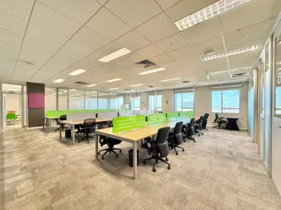Sala Comercial para alugar, 379m² no Navegantes, Porto Alegre
