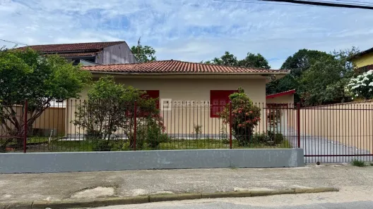 Casa com 3 Quartos à venda, 150m² no Rio Caveiras, Biguaçu