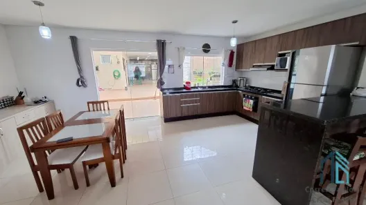 Casa com 3 Quartos à venda, 245m² no Bairro Alto, Curitiba