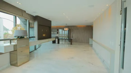 Apartamento com 4 Quartos para alugar, 240m² no Belvedere, Belo Horizonte