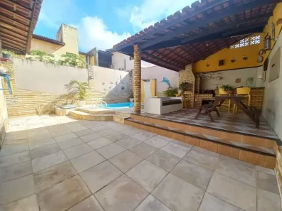 Casa com 4 Quartos à venda, 215m² no Parque Manibura, Fortaleza