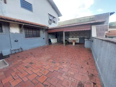 Casa com 4 Quartos à venda, 195m² no Fazendinha, Teresópolis